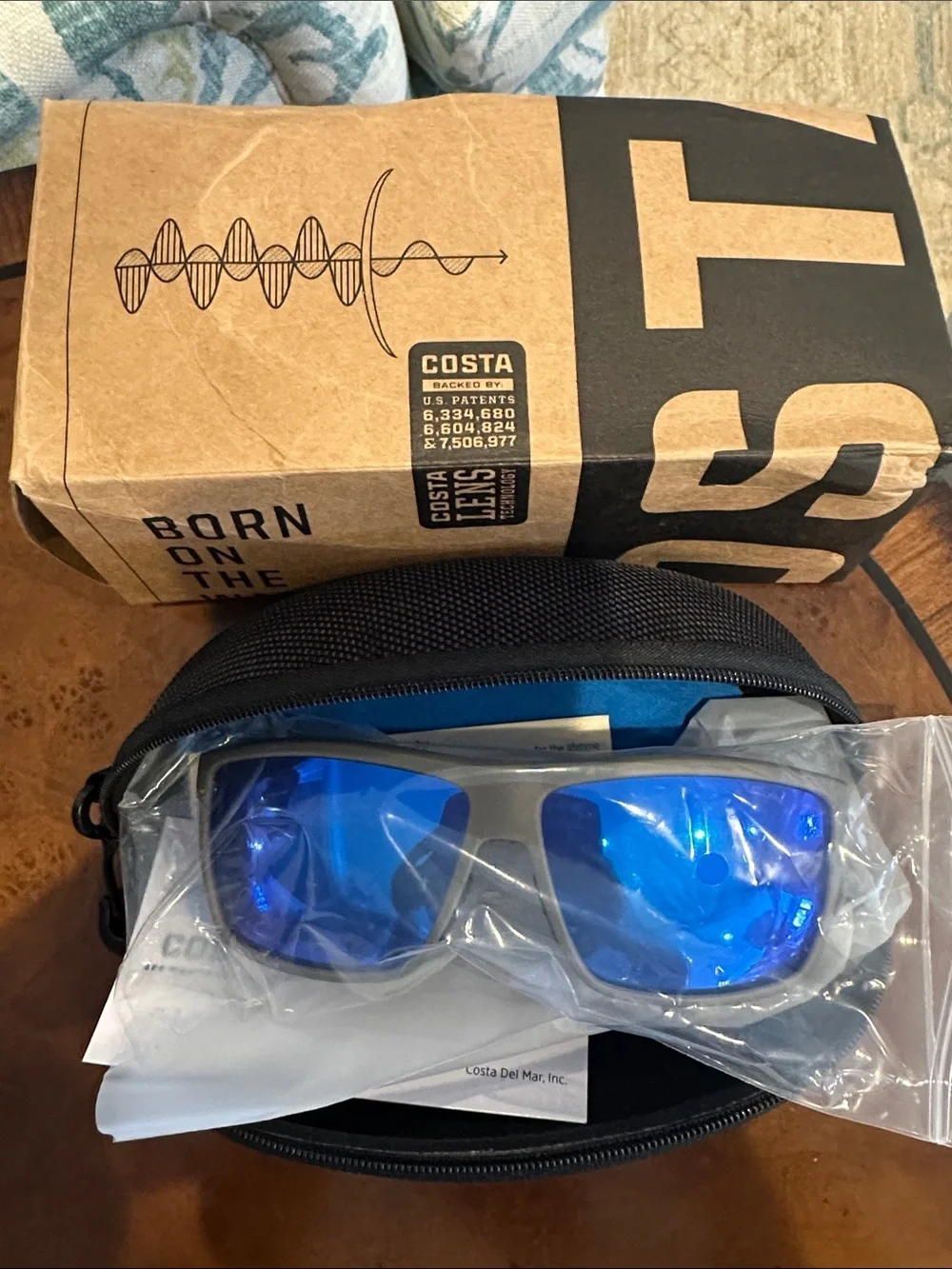 Costa Rinconcito White Frame Sunglasses with Blue Mirrored Lenses